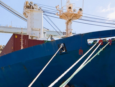 The nature of polyethylene rope and precautions